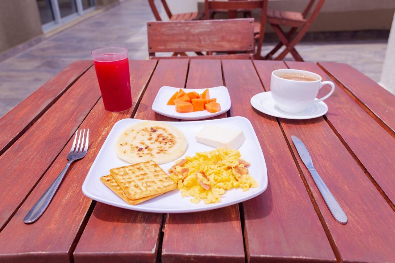 Hotel Ribera Sinu Montería Εξωτερικό φωτογραφία