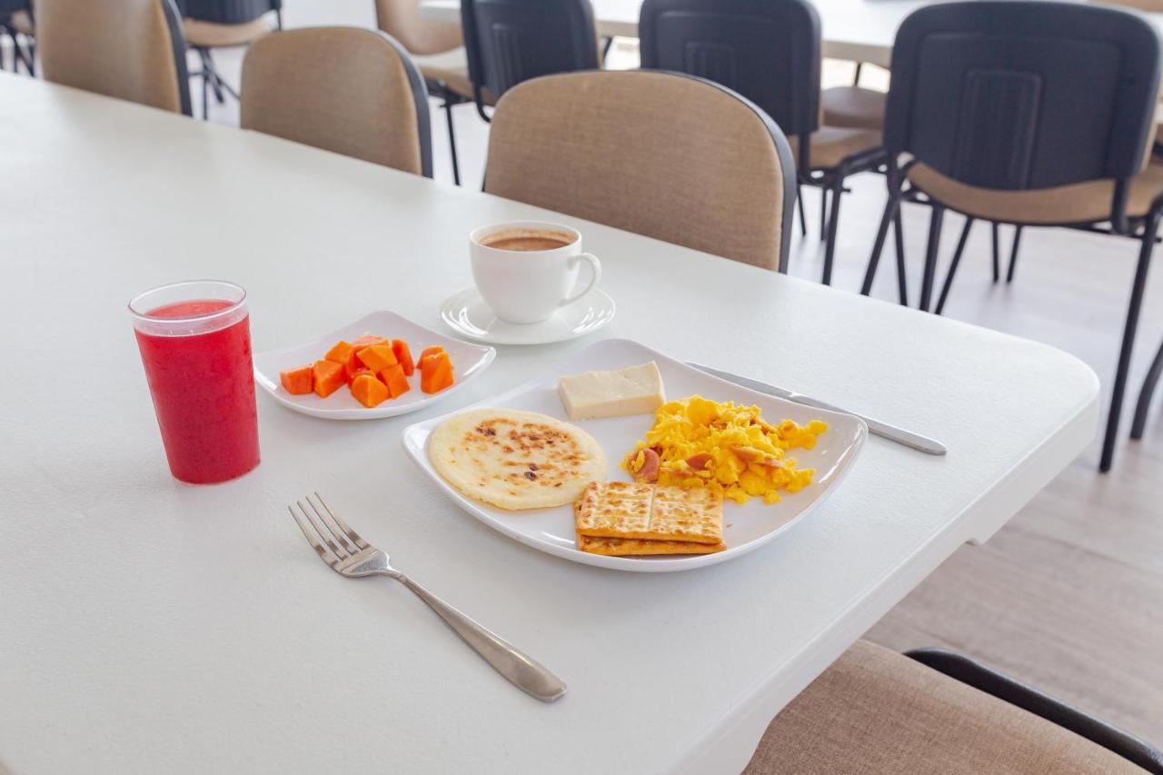 Hotel Ribera Sinu Montería Εξωτερικό φωτογραφία